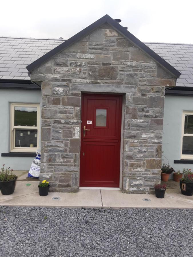 Liams Cottage Between Doolin And Lisdoonvarna Exterior photo